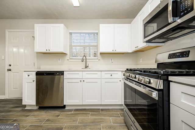 4103 Kingship Drive, Ellenwood, GA 30294