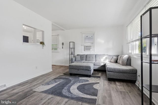 346 9TH AVE, Lindenwold, NJ 08021