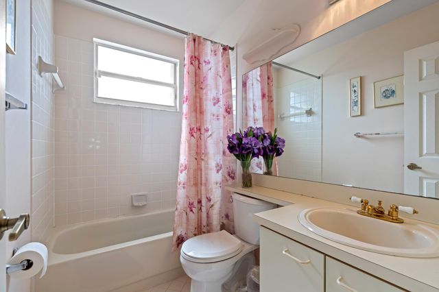 5431 NW 42nd Way, Coconut Creek, FL 33073