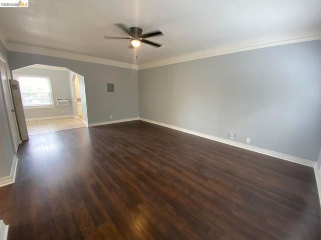 500 H ST, Antioch, CA 94509