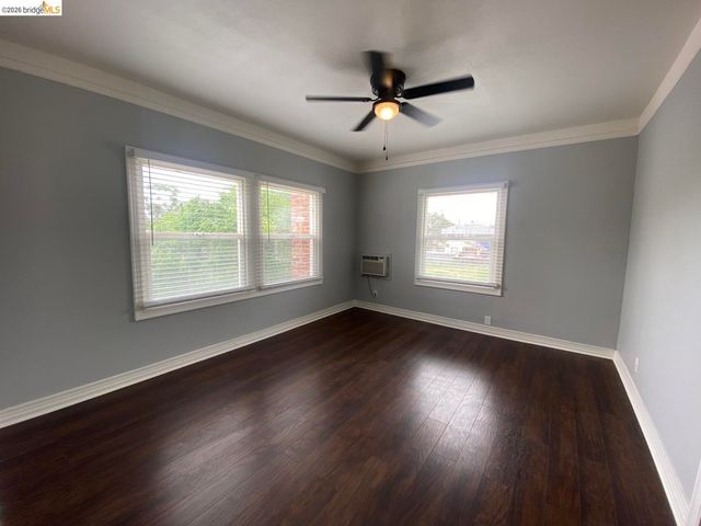 500 H ST, Antioch, CA 94509