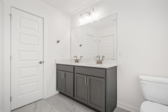 7040 Sutton Dr, White House, TN 37188