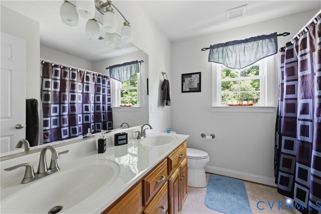 15249 Willow Hill Ln, Chesterfield, VA 23832