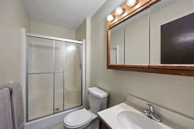 5871 Shiloh Lane, Cedar Rapids, IA 52411