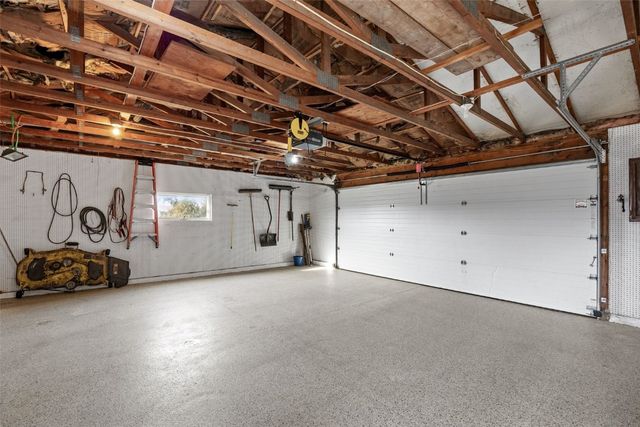 5871 Shiloh Lane, Cedar Rapids, IA 52411