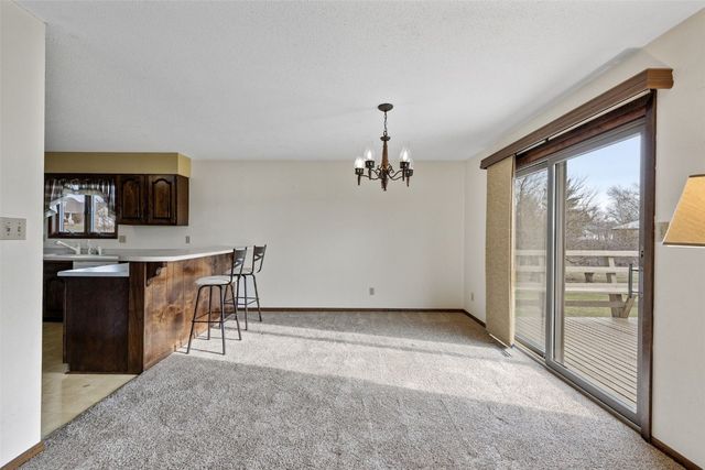 5871 Shiloh Lane, Cedar Rapids, IA 52411