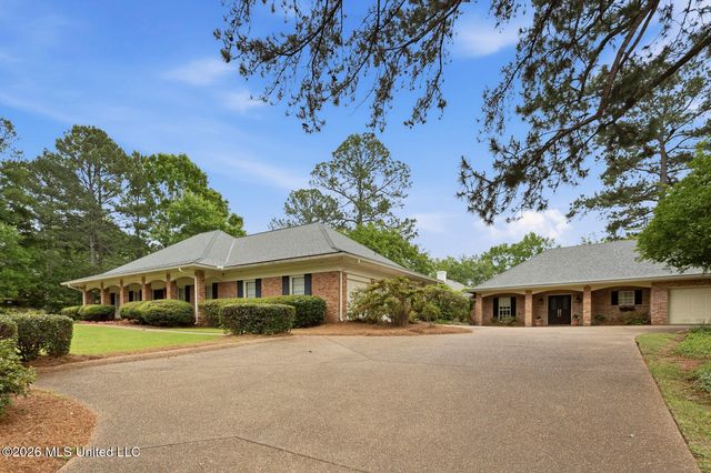 235 Brae Burn Drive, Jackson, MS 39211