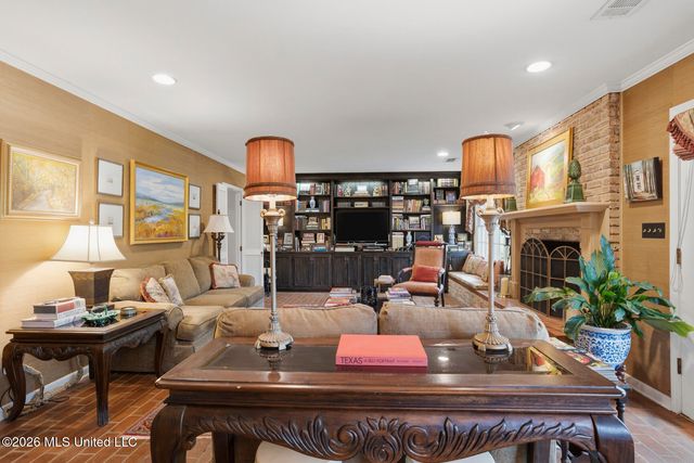 235 Brae Burn Drive, Jackson, MS 39211