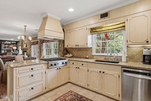 235 Brae Burn Drive, Jackson, MS 39211