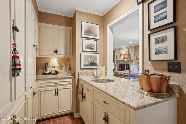 235 Brae Burn Drive, Jackson, MS 39211