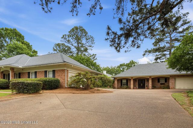 235 Brae Burn Drive, Jackson, MS 39211