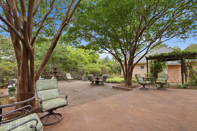 235 Brae Burn Drive, Jackson, MS 39211