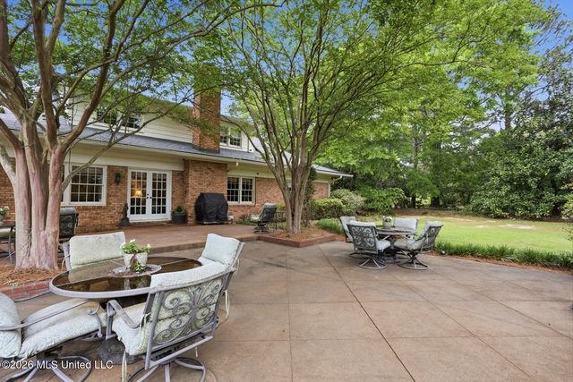 235 Brae Burn Drive, Jackson, MS 39211