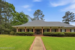 235 Brae Burn Drive, Jackson, MS 39211