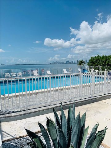 1840 S Treasure Drive 15, North Bay Village, FL 33141