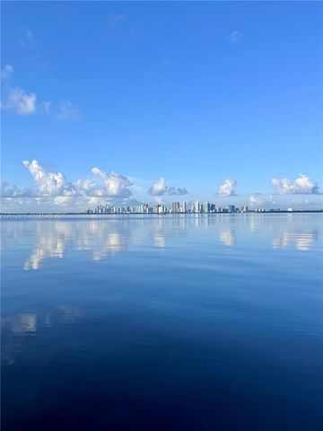 1840 S Treasure Drive 15, North Bay Village, FL 33141