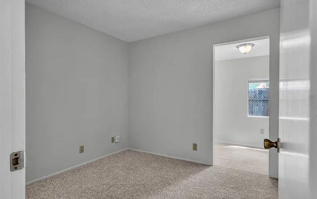 6913 Blue Duck Way, Sacramento, CA 95842