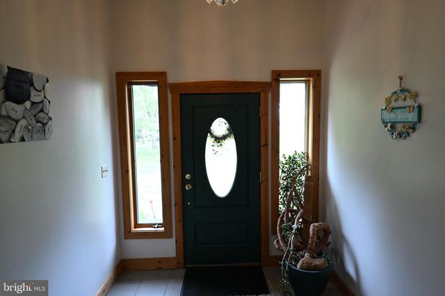 20 HLUCHY RD, Robbinsville, NJ 08691