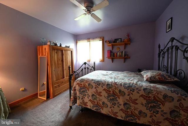 20 HLUCHY RD, Robbinsville, NJ 08691