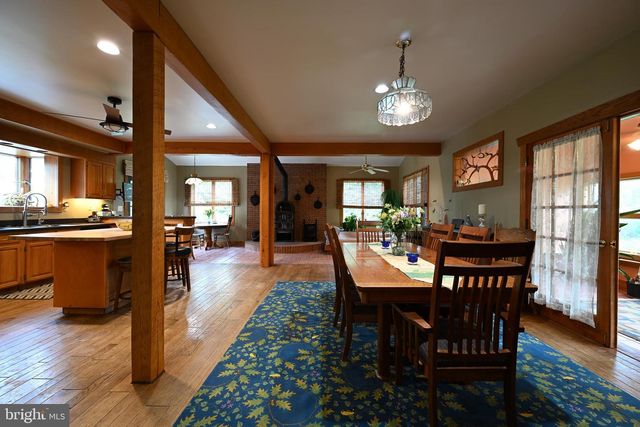 20 HLUCHY RD, Robbinsville, NJ 08691