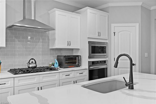 817 Gibb Street, Winston-salem, NC 27106