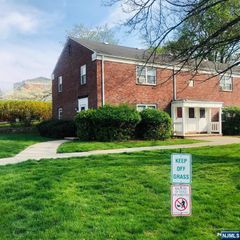 451 Heath Place 2, Hackensack, NJ 07601