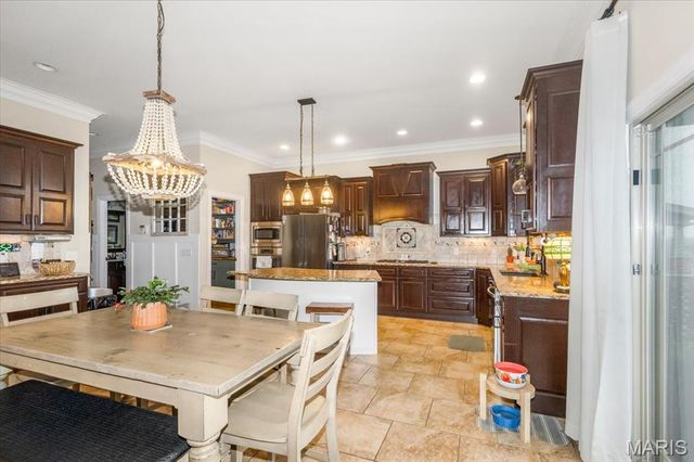 534 Forest Park Drive, Wentzville, MO 63385