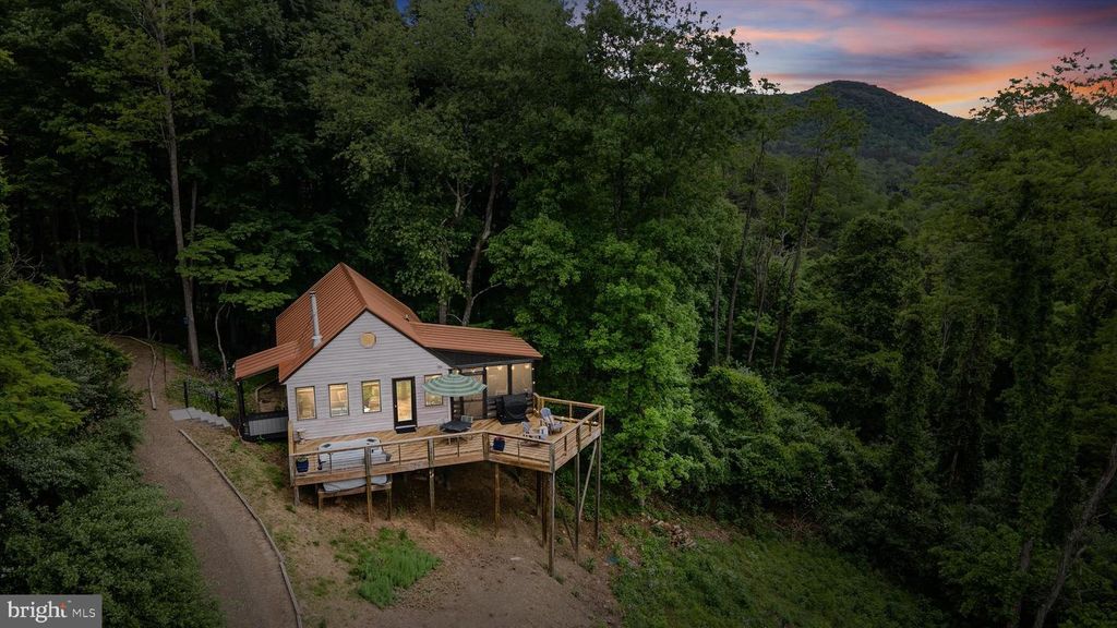 171 HONEYMOON HOLLOW ROAD, Lost City, WV 26810