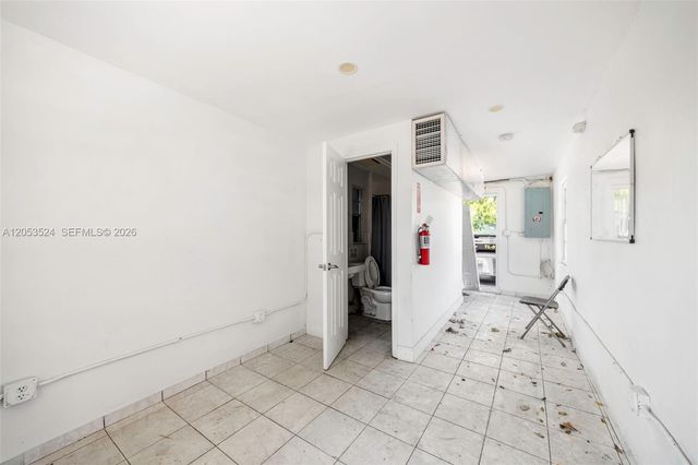 700 NW 7th Avenue, Miami, FL 33136
