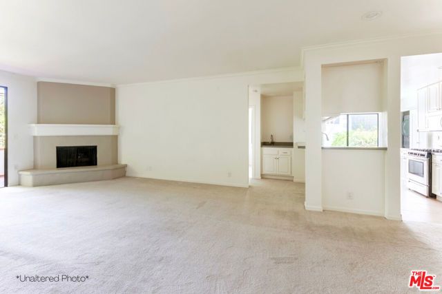 11755 Montana Avenue 208, Los Angeles, CA 90049