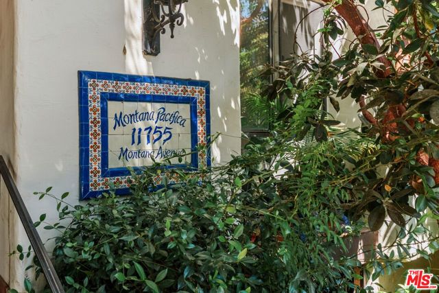 11755 Montana Avenue 208, Los Angeles, CA 90049