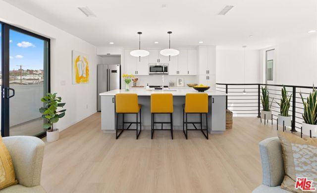 4136 Normal Avenue, Los Angeles, CA 90029