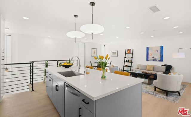 4136 Normal Avenue, Los Angeles, CA 90029