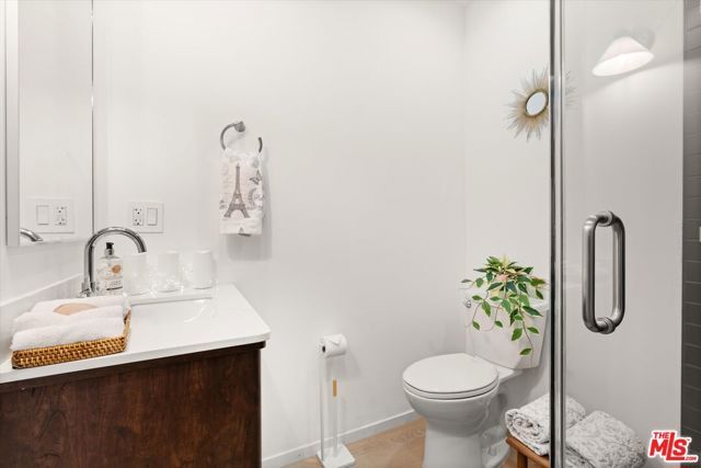 4136 Normal Avenue, Los Angeles, CA 90029