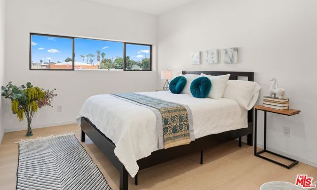 4136 Normal Avenue, Los Angeles, CA 90029
