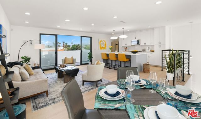 4136 Normal Avenue, Los Angeles, CA 90029