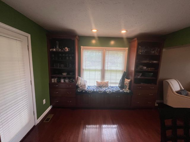 222 Stephens Point Road, Russell Springs, KY 42642