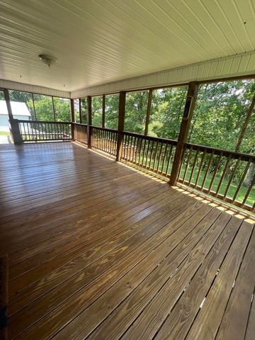 222 Stephens Point Road, Russell Springs, KY 42642