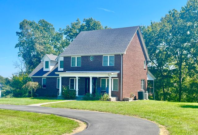 222 Stephens Point Road, Russell Springs, KY 42642