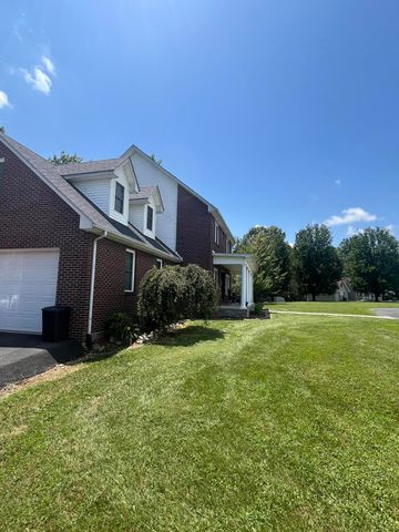 222 Stephens Point Road, Russell Springs, KY 42642