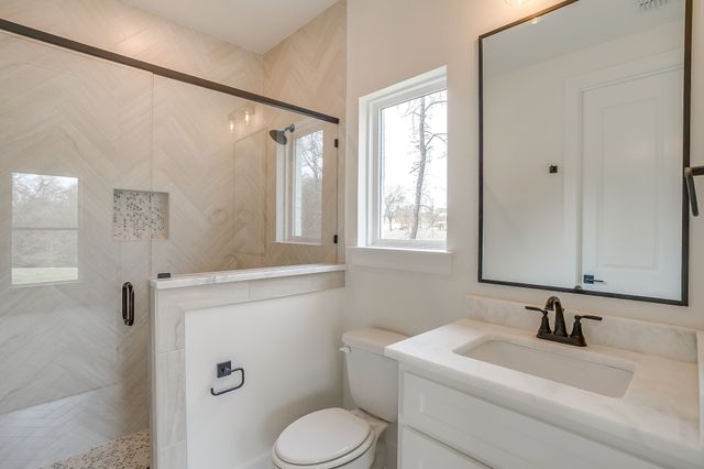 261 Zebrastone Way, Poolville, TX 76487