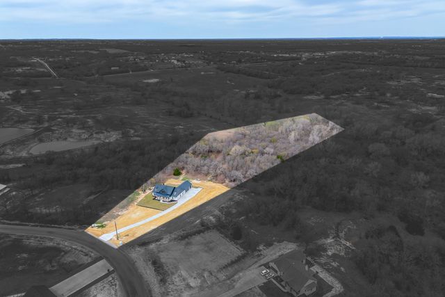 261 Zebrastone Way, Poolville, TX 76487