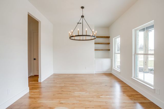 261 Zebrastone Way, Poolville, TX 76487