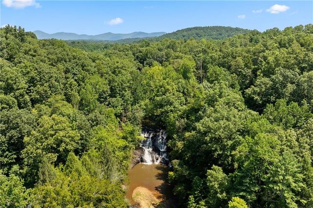 118 Fred Glisson Circle, Dahlonega, GA 30533