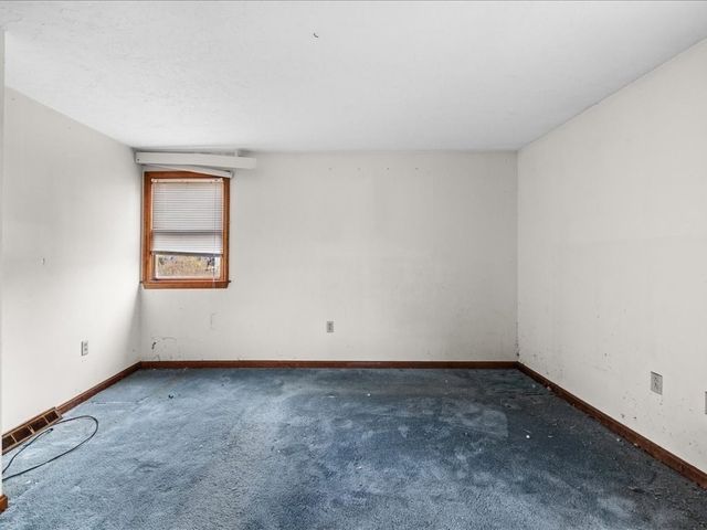 45 Union St, Weymouth, MA 02190