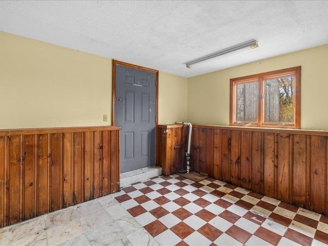 45 Union St, Weymouth, MA 02190