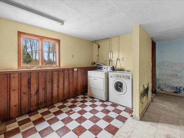 45 Union St, Weymouth, MA 02190