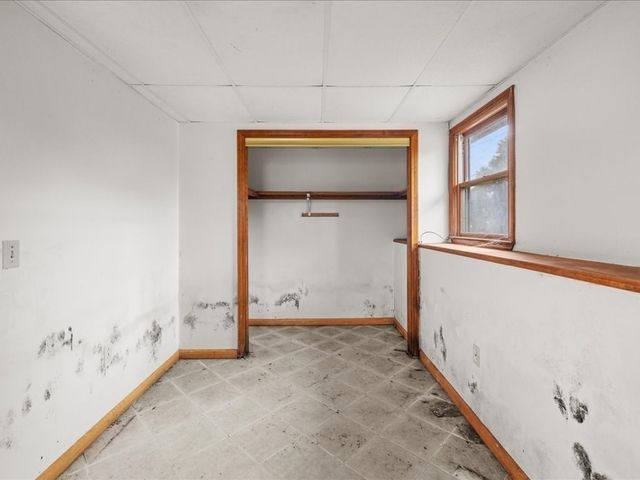 45 Union St, Weymouth, MA 02190