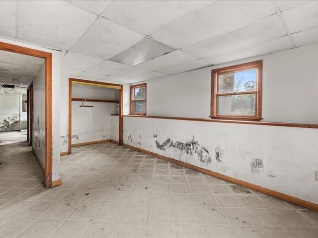 45 Union St, Weymouth, MA 02190