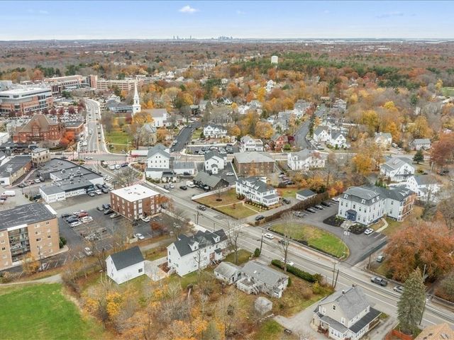 45 Union St, Weymouth, MA 02190